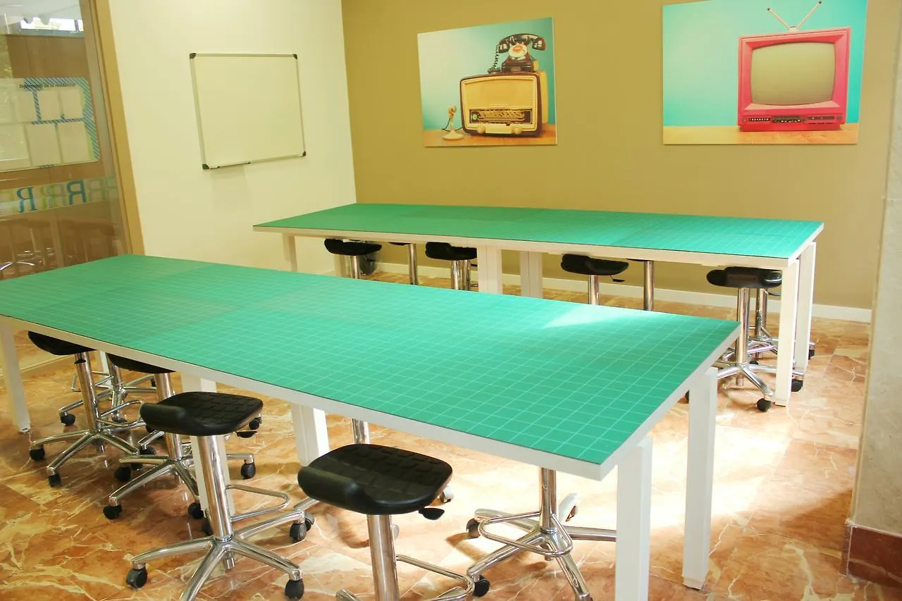 Apartamento Residencia Universitaria Barcelona Diagonal