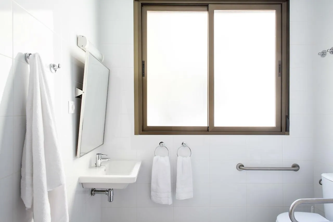 Apartment Residencia Universitaria Resa Barcelona Diagonal Spain