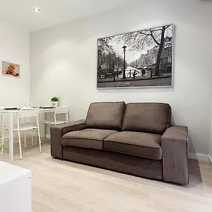Appartamento Mab2 - Mab2 - Apt At Street Level With Private Terrace, Barcellona
