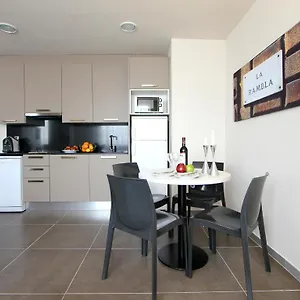  Апартаменты Pierre & Sants